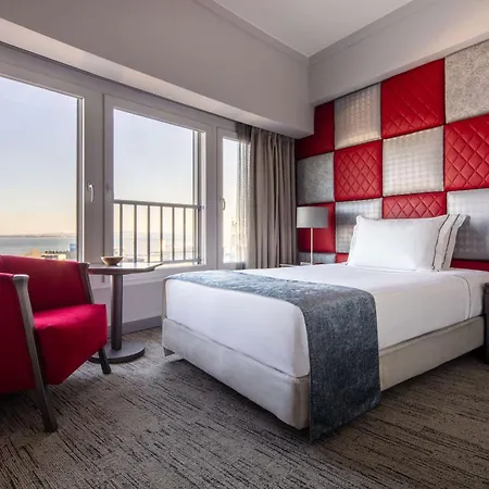 Tivoli Oriente Отель