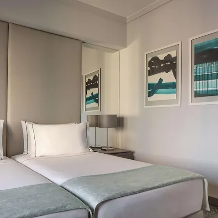 Отель Tivoli Oriente Лиссабон