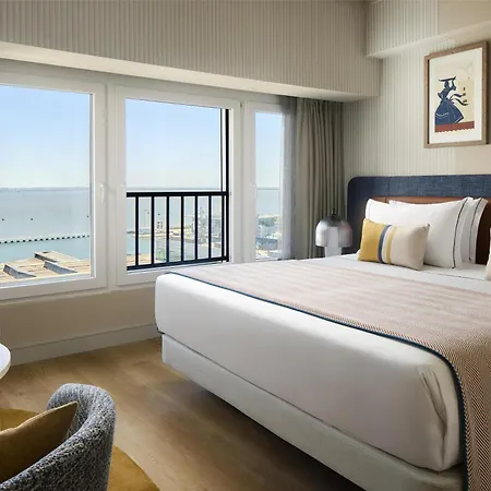 호텔 Tivoli Oriente 4*