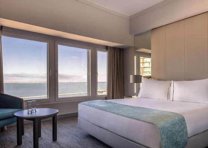 Tivoli Oriente 4* 리스본