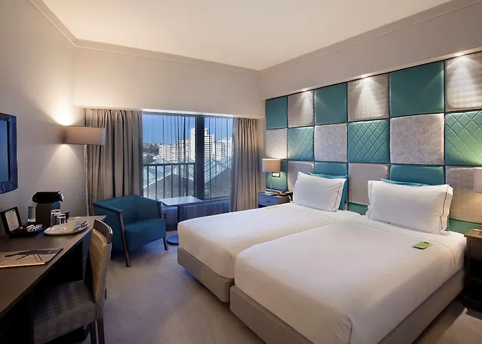 호텔 Tivoli Oriente 4*