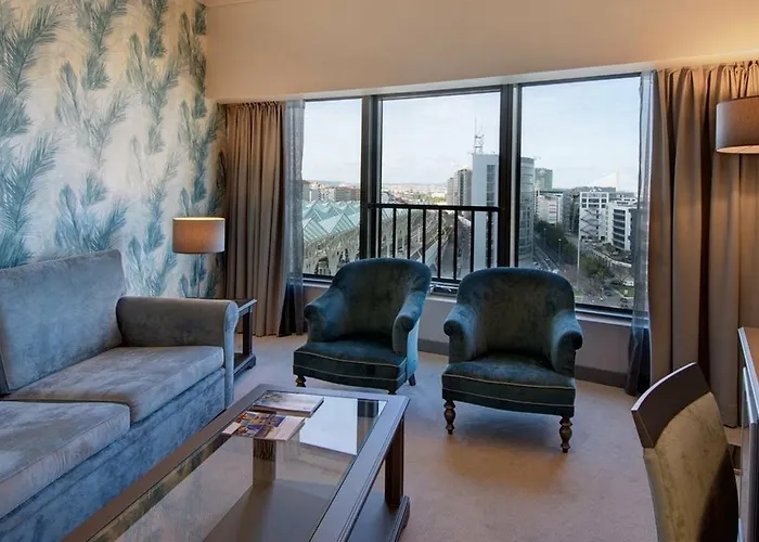 ホテル Tivoli Oriente 4*